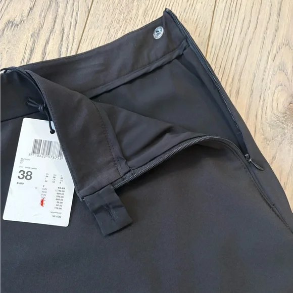 Mexx BNWT Black A-Line Skirt - Picture 2 of 6